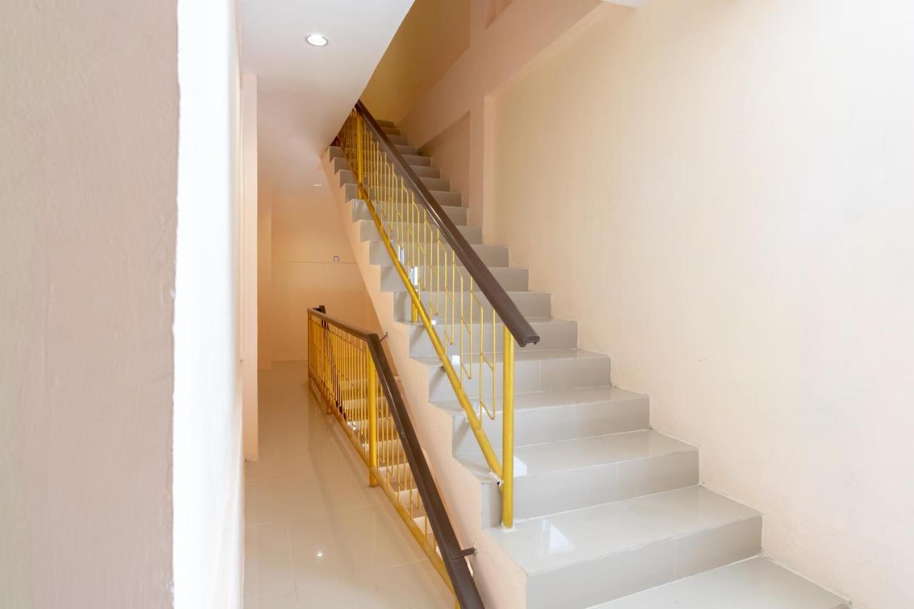 Oyo 2895 Paranginan Residence Medan Zewnętrze zdjęcie